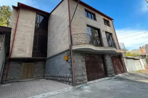 Լևոն Խեչոյան փողոց (ԱՐԱԲԿԻՐ)