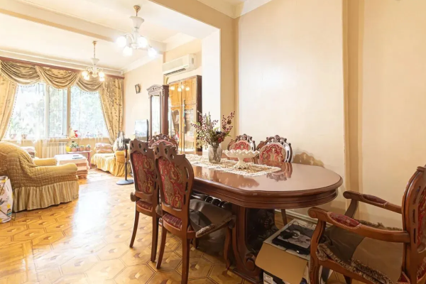 Պարոնյան փողոց