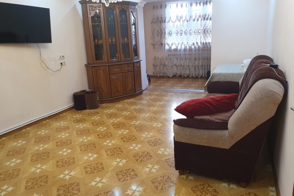 Կարախանյան  փողոց