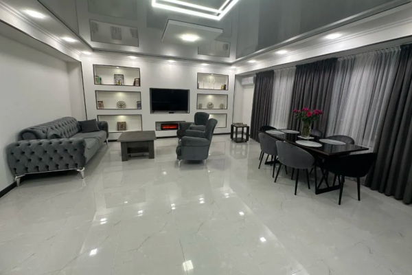 Գուսան Շերամի Փողոց