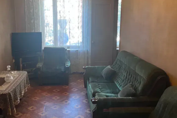 Կենտրոն Պարոնյան փողոց