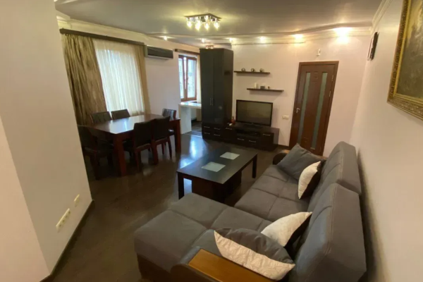 Կենտրոն Մաշտոցի պողոտա