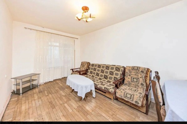 Նոր-Նորքի 2-րդ զանգված, Թոթովենց փողոց