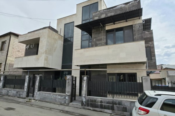 Ավան, Աբովյան թաղամաս