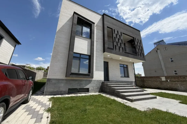 Նվեր Սաֆարյան փողոց