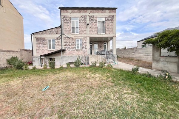 Բագրևանդ թղմ