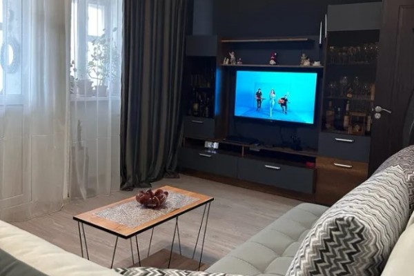 Ավան, Աճառյան փողոց